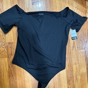 Nine West Elegant Black Top